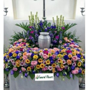FUNERAL-URN09